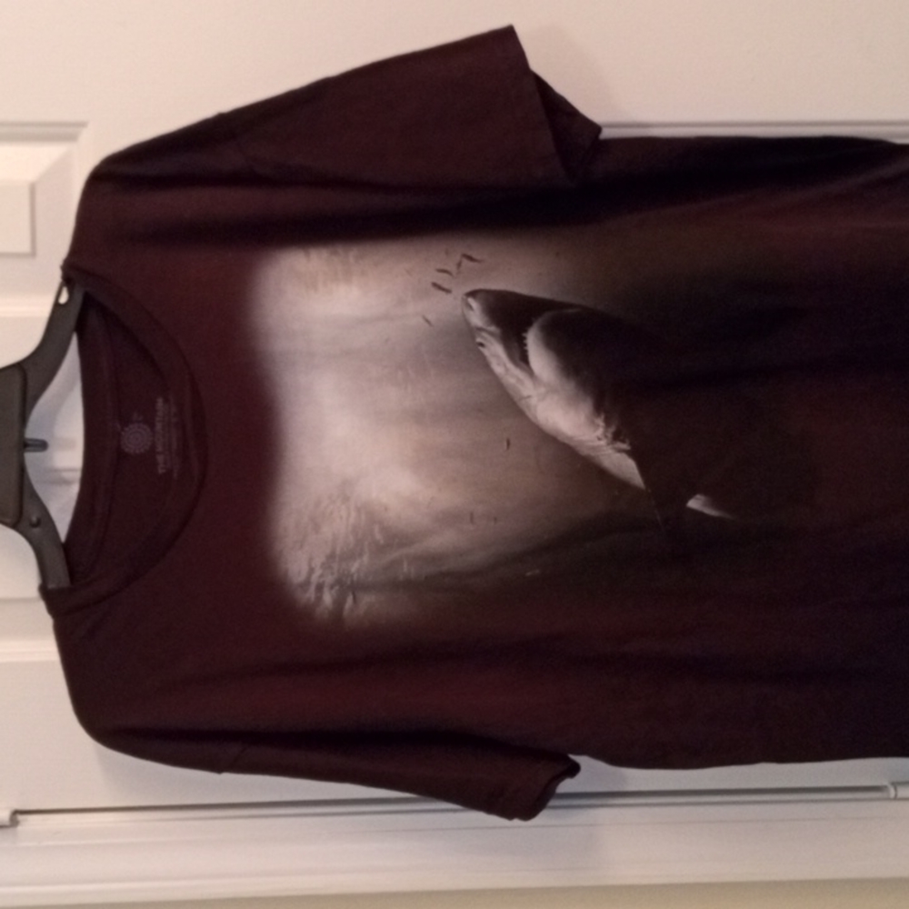 AniMall Sharkn' Water Tee Lg